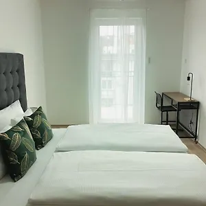 Apartmanhotel Hock