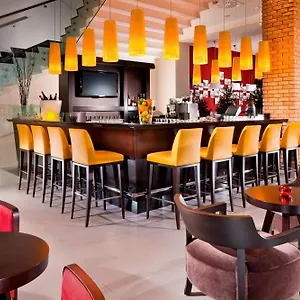 Courtyard By Marriott Center Budapest