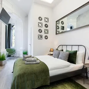 Sb Panzio *** Budapest